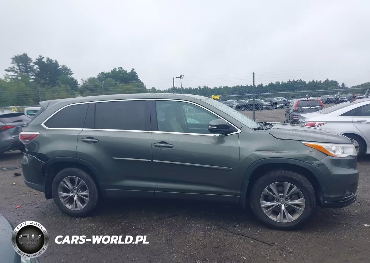 2014 Toyota Highlander Le Plus V6 VIN:5TDBKRFHXES043558 - 13