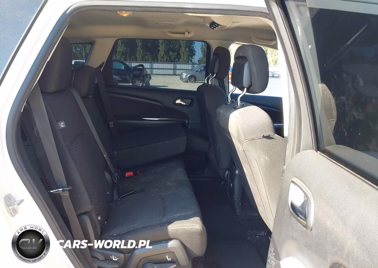2018 Dodge Journey Se VIN:3C4PDCAB6JT209266 - 8
