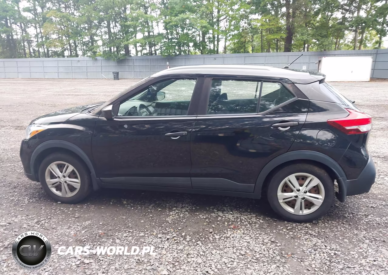 2019 Nissan Kicks S VIN:3N1CP5CU7KL514988 - 14