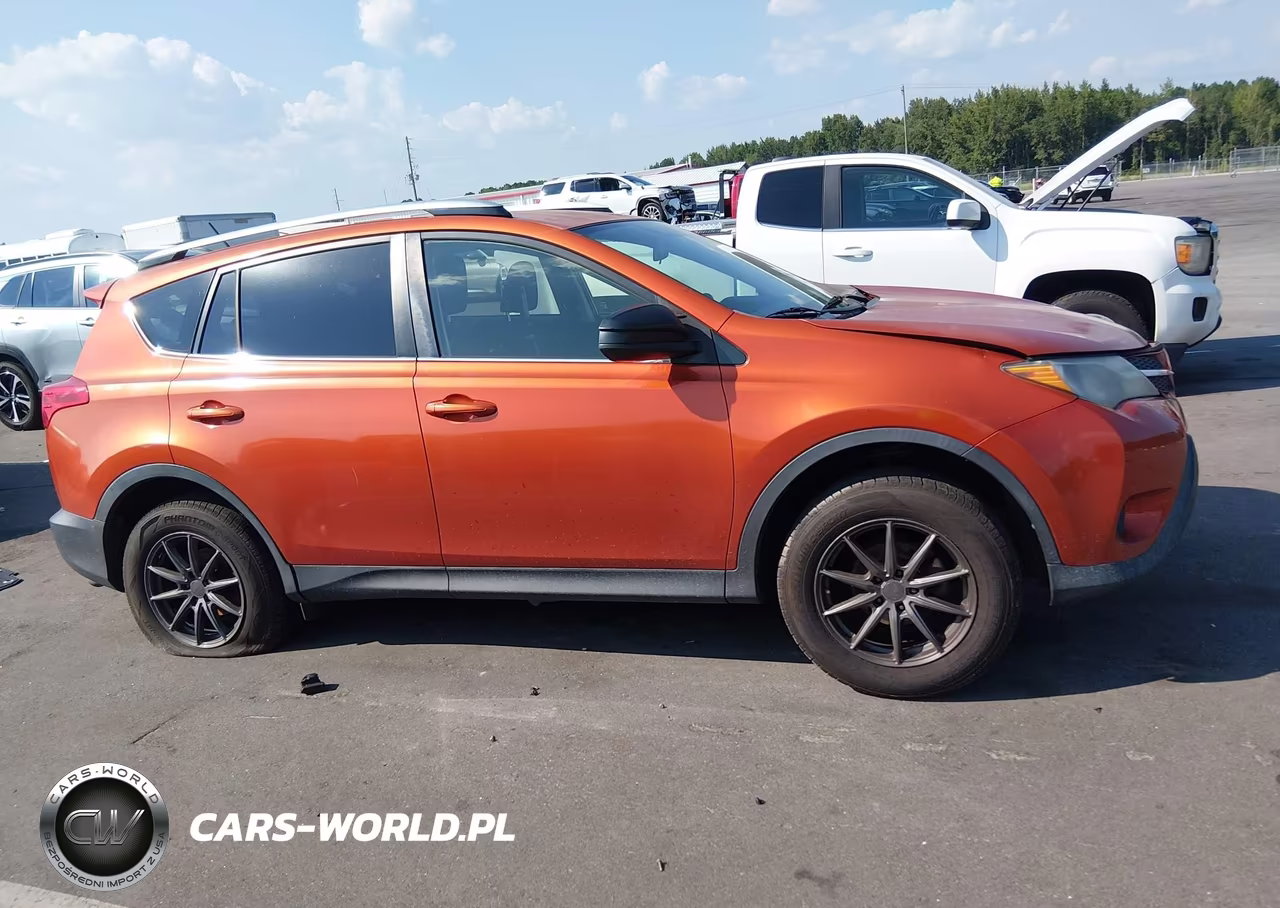 2015 Toyota Rav4 Le VIN:JTMZFREV3FD064436 - 14