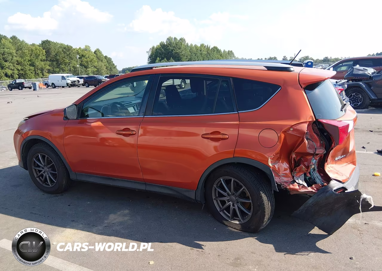 2015 Toyota Rav4 Le VIN:JTMZFREV3FD064436 - 15
