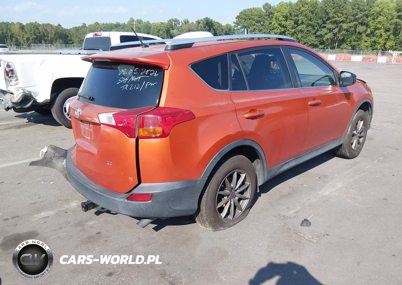 2015 Toyota Rav4 Le VIN:JTMZFREV3FD064436 - 4