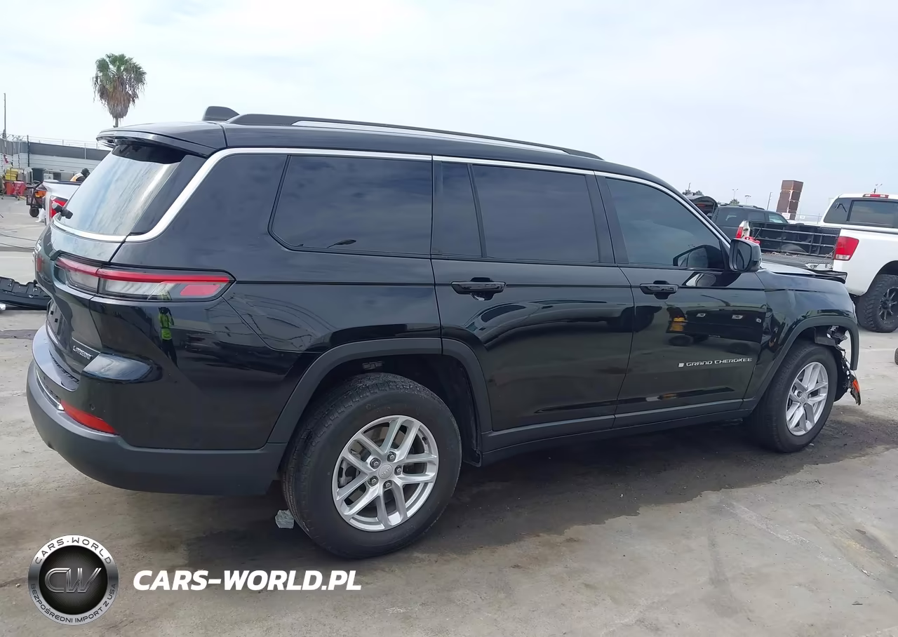 2024 Jeep Grand Cherokee L Laredo 4X2 VIN:1C4RJJAG0R8952954 - 13