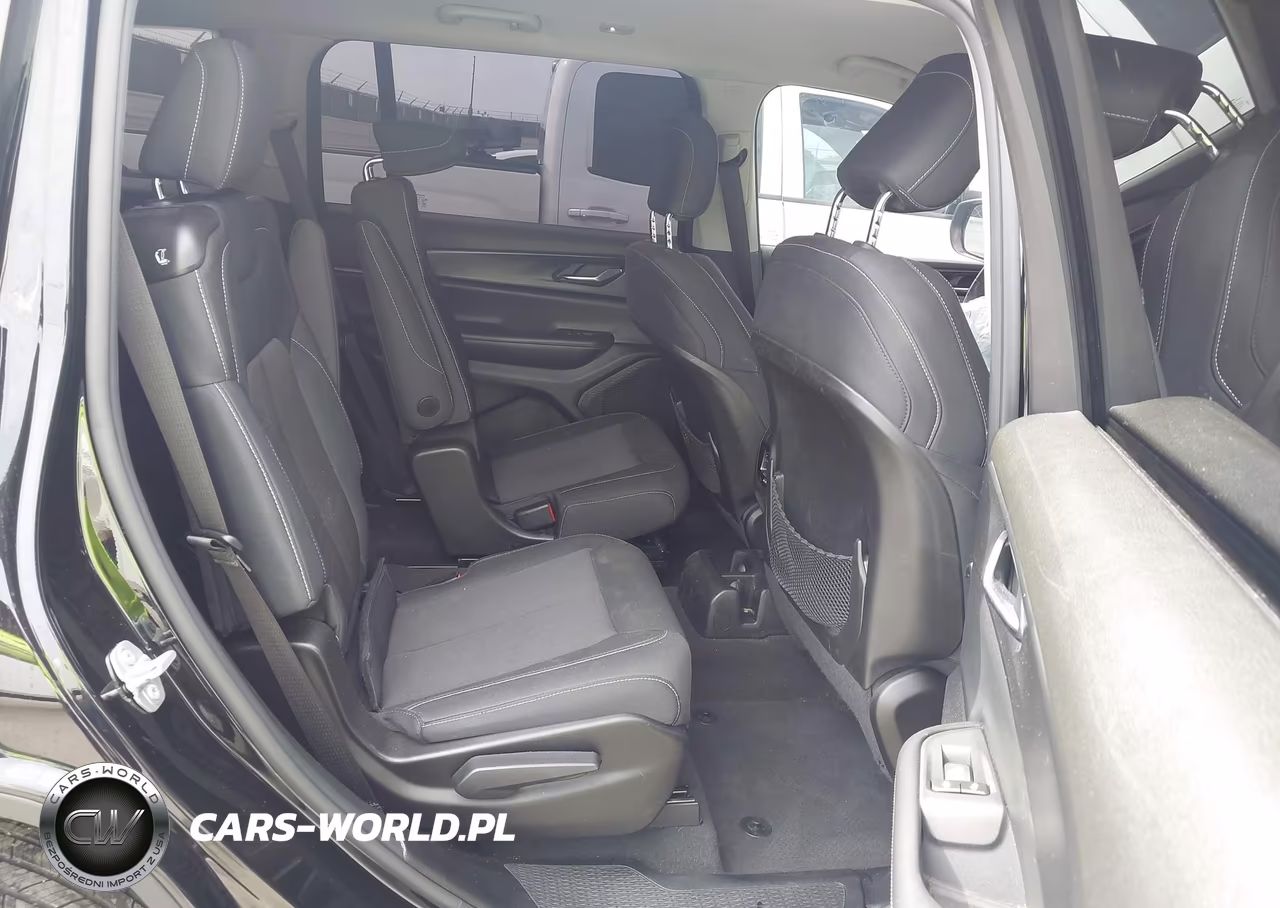 2024 Jeep Grand Cherokee L Laredo 4X2 VIN:1C4RJJAG0R8952954 - 8