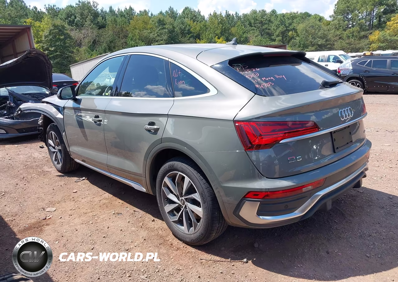 2023 Audi Q5 Sportback Premium Plus 45 Tfsi S Line Quattro S Tronic VIN:WA15AAFY6P2034703 - 3