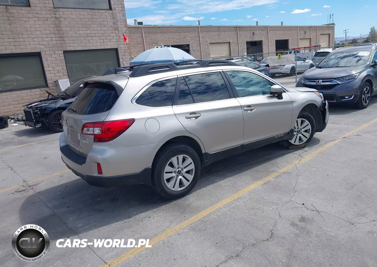 2016 Subaru Outback 2.5I Premium VIN:4S4BSAEC5G3323573 - 4