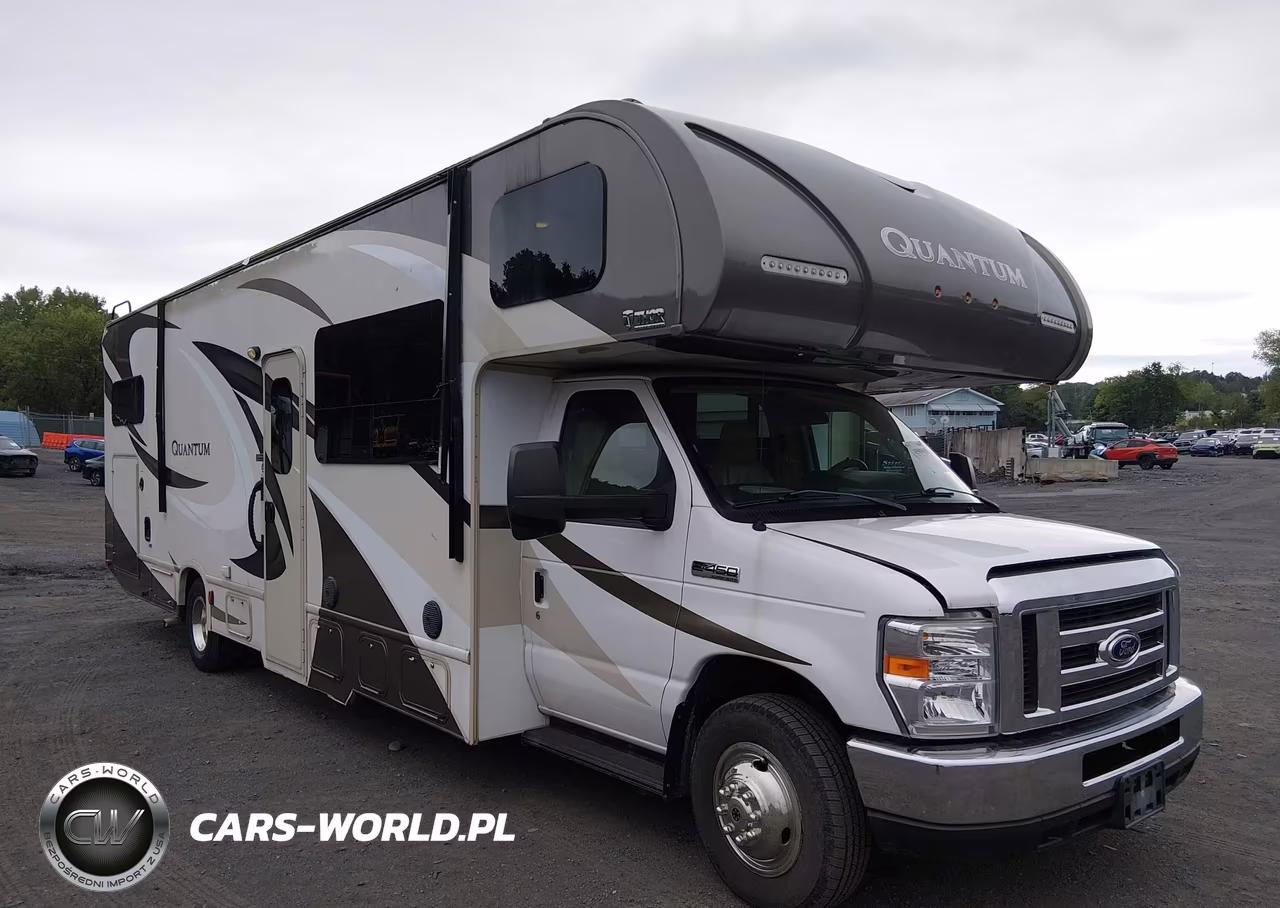 2016 Ford E-450 Cutaway