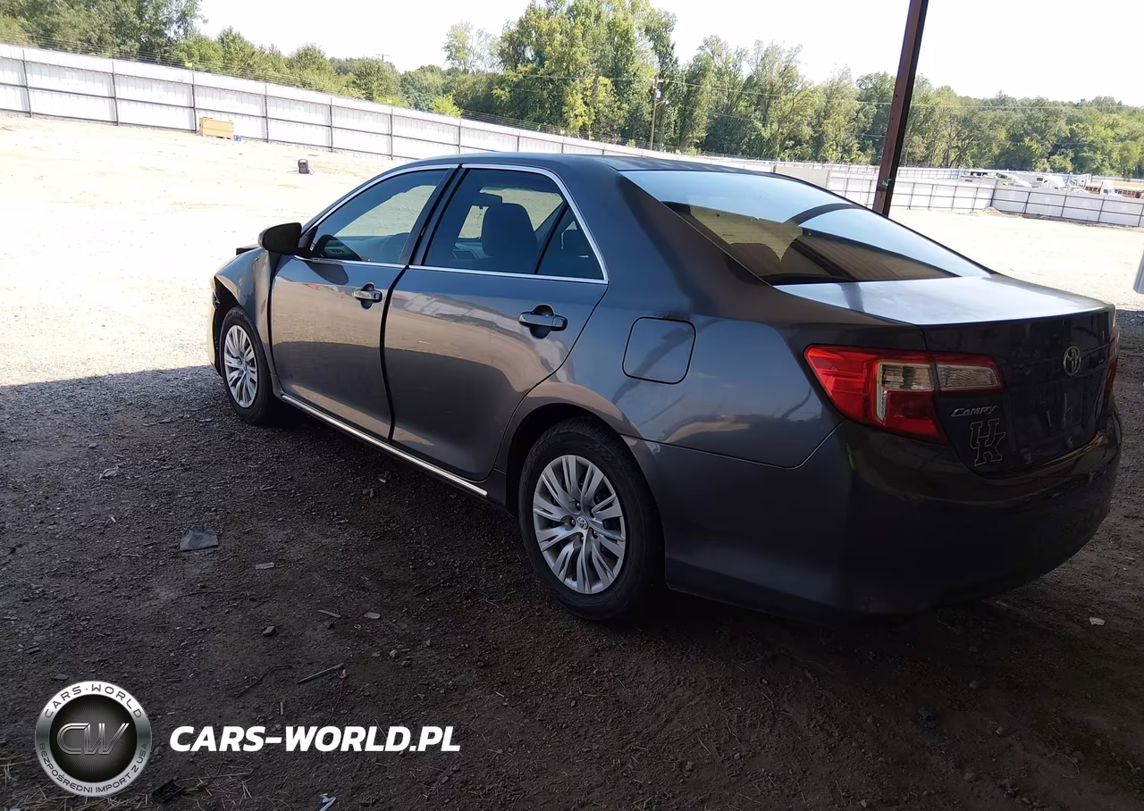 2012 Toyota Camry Le VIN:4T1BF1FK1CU158605 - 3