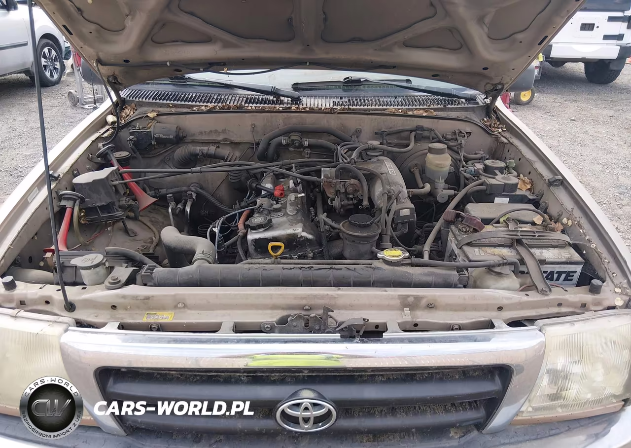1999 Toyota Tacoma VIN:4TAWM72N6XZ505199 - 10