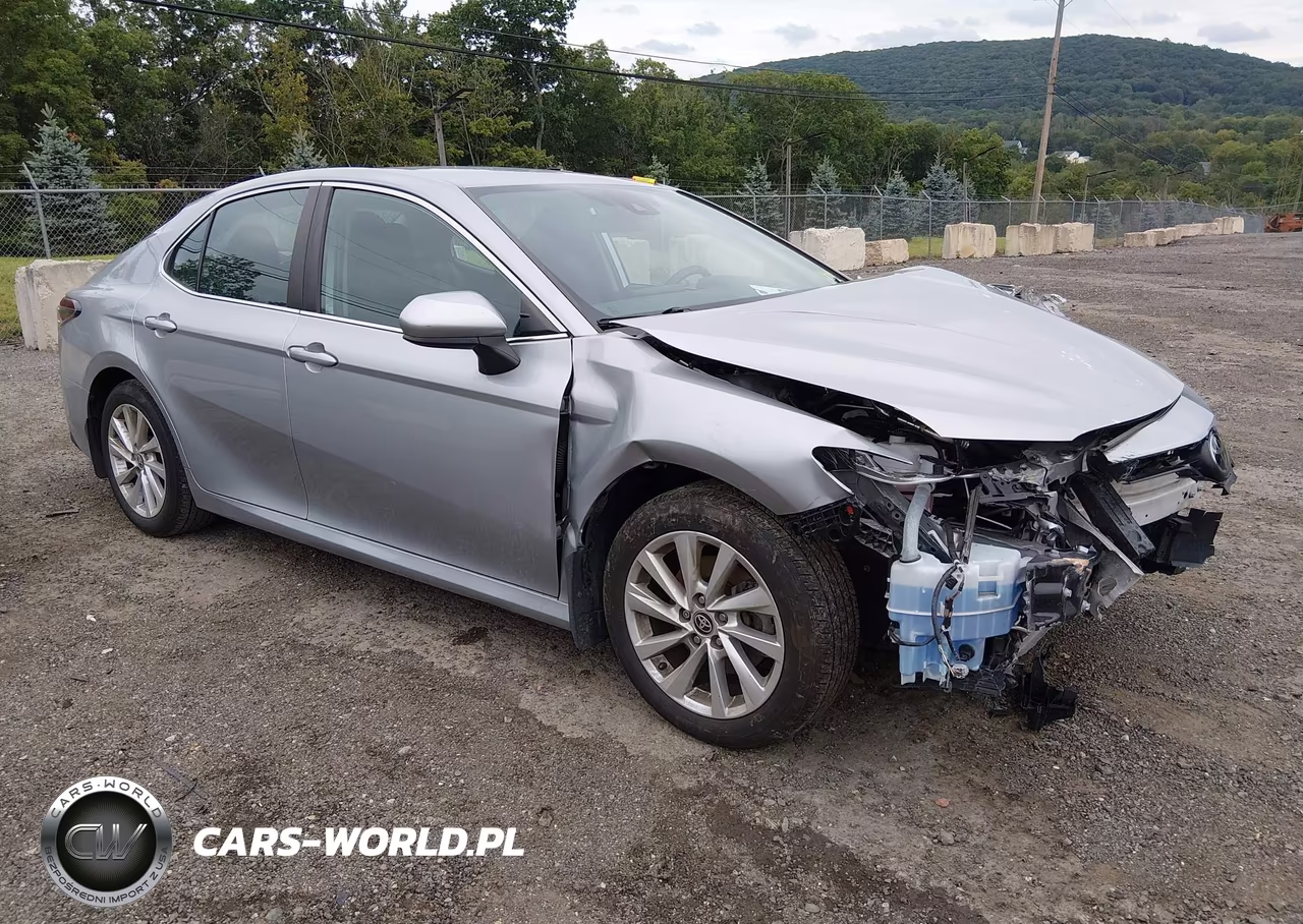 2021 Toyota Camry Le