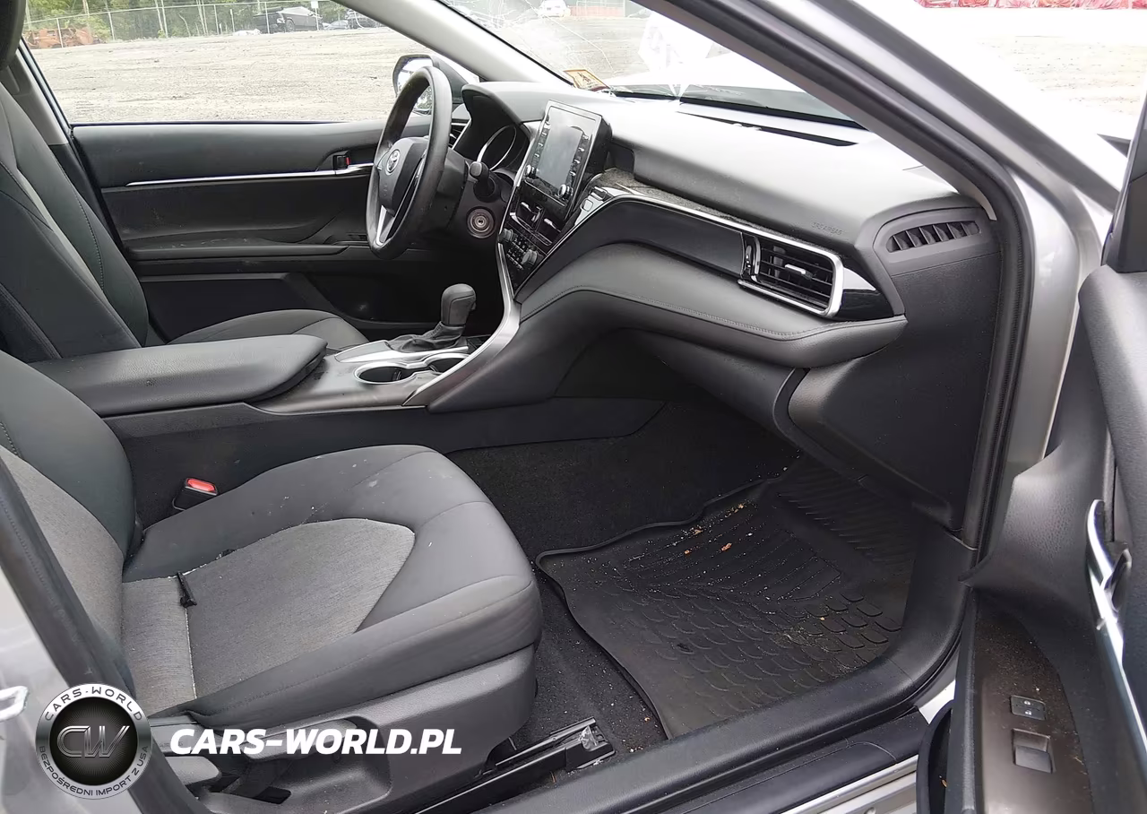 2021 Toyota Camry Le VIN:4T1C11AK4MU554927 - 5