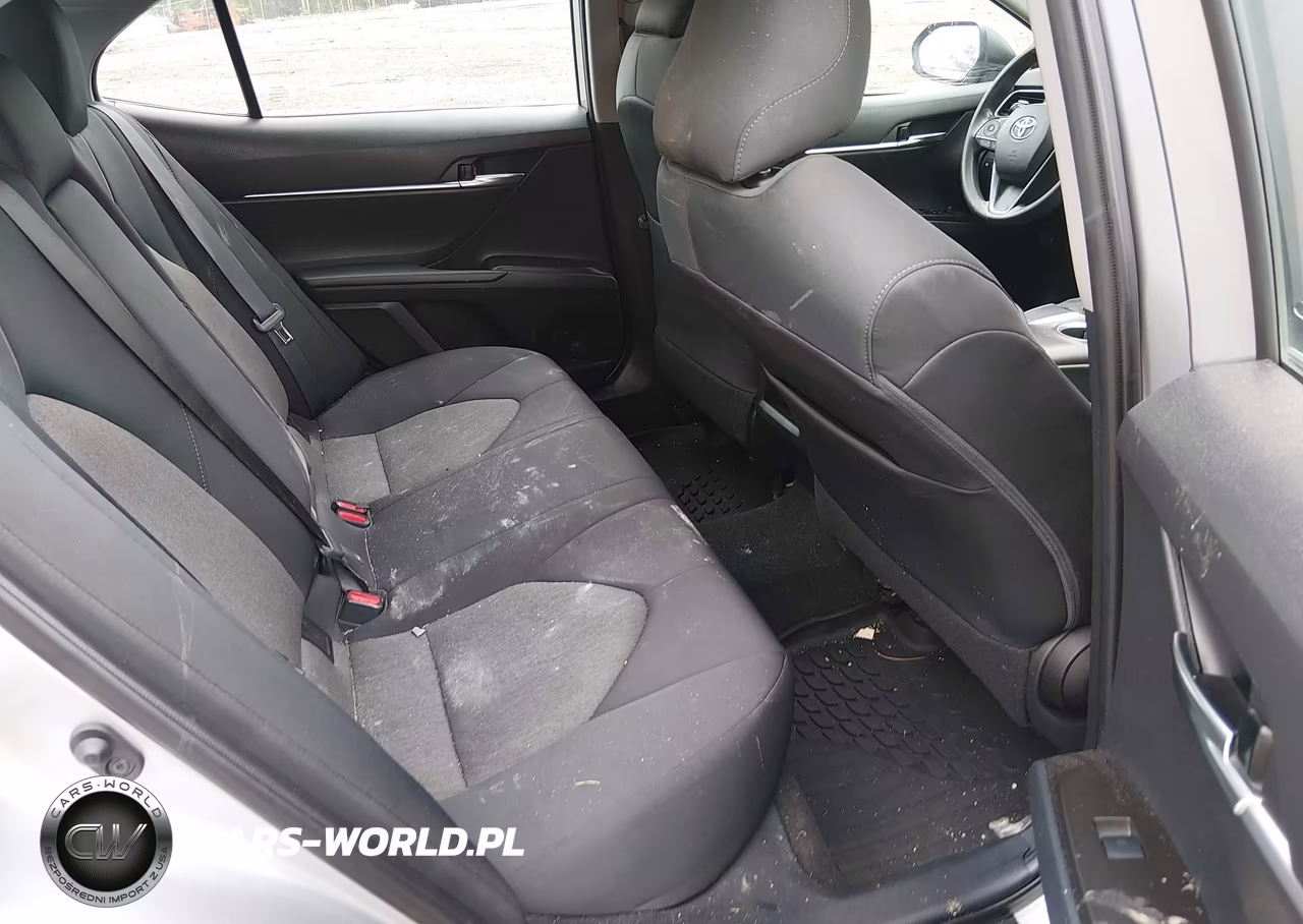 2021 Toyota Camry Le VIN:4T1C11AK4MU554927 - 8