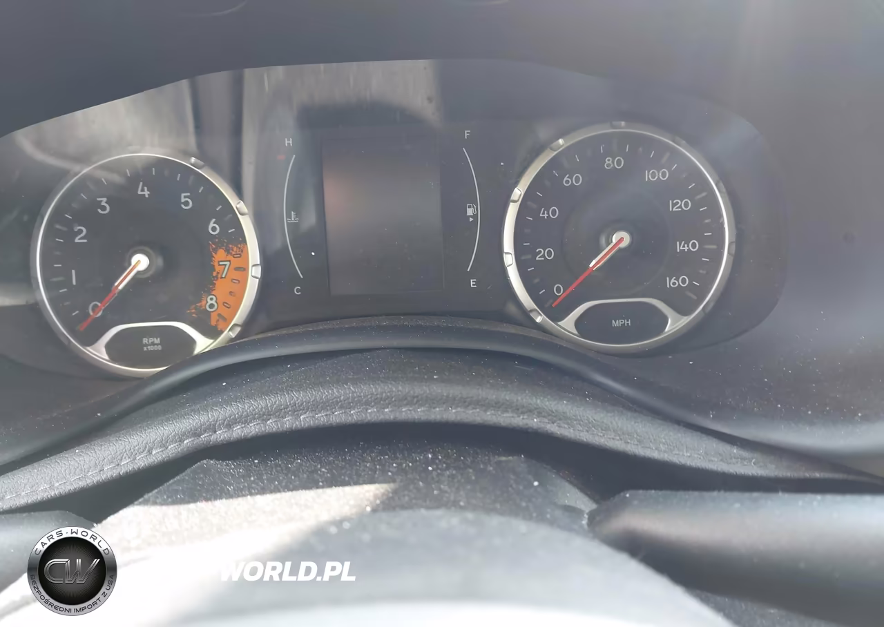 2017 Jeep Renegade Latitude VIN:ZACCJABB7HPE72135 - 7