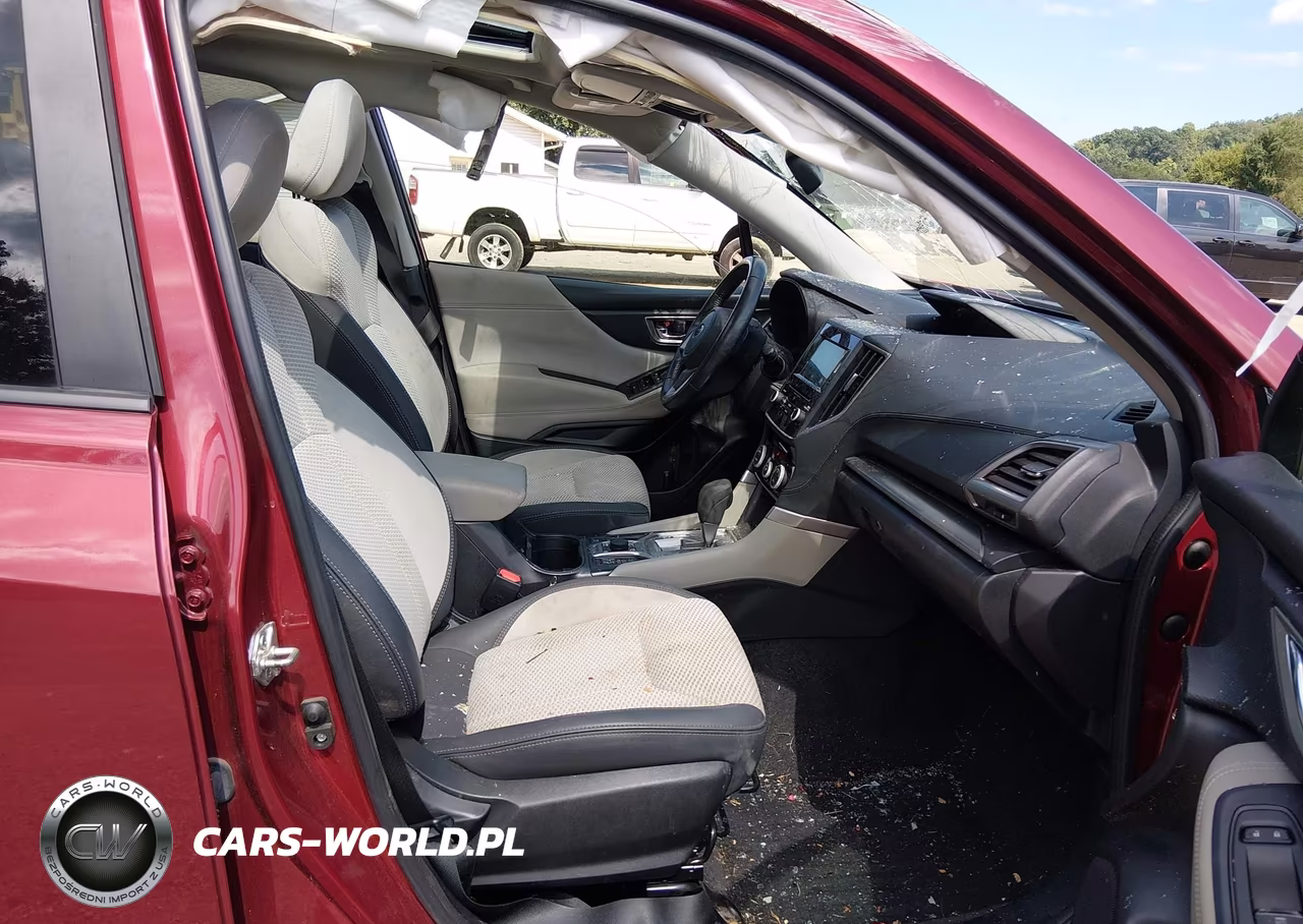 2022 Subaru Forester Premium VIN:JF2SKAEC5NH434081 - 5