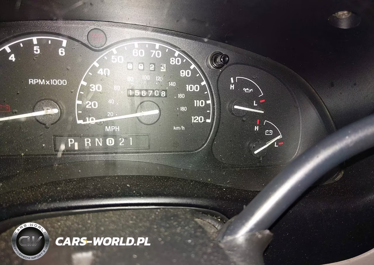 2000 Ford Explorer Xlt VIN:1FMZU63E4YUA56254 - 7