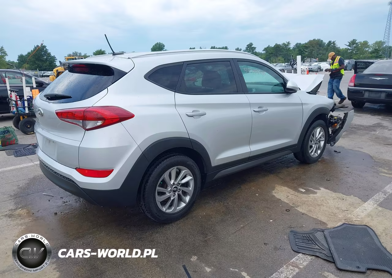 2016 Hyundai Tucson Se VIN:KM8J33A47GU204971 - 4