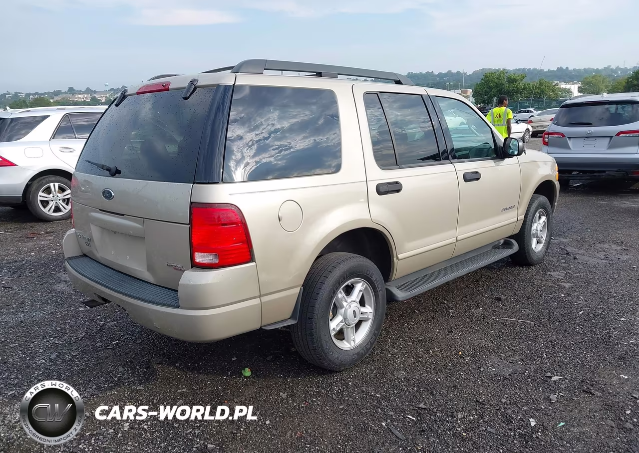2005 Ford Explorer Xlt-Xlt Sport VIN:1FMZU73K55UA80697 - 4
