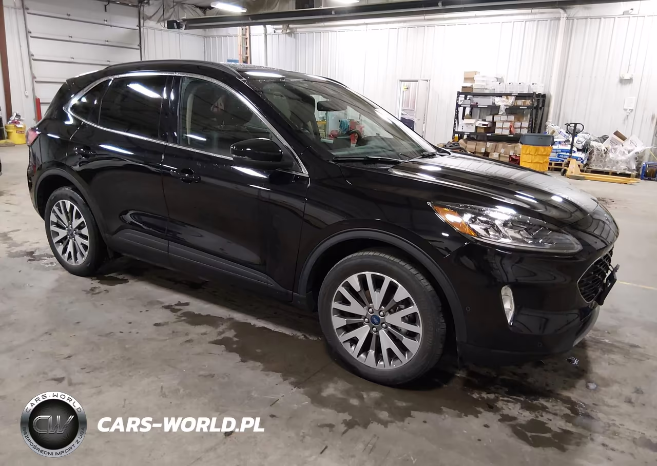 2020 Ford Escape Titanium Hybrid – zdjęcie 1 z 19