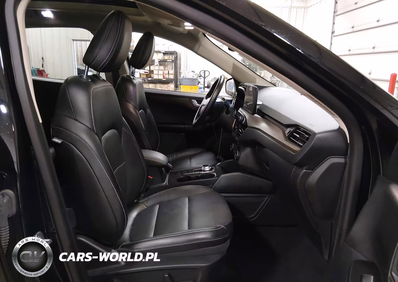 2020 Ford Escape Titanium Hybrid VIN:1FMCU9DZ0LUB98005 - 5