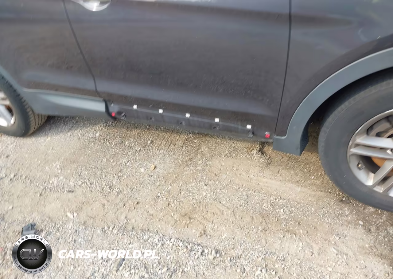 2017 Hyundai Santa Fe Sport 2.4L VIN:5XYZUDLB9HG386021 - 18