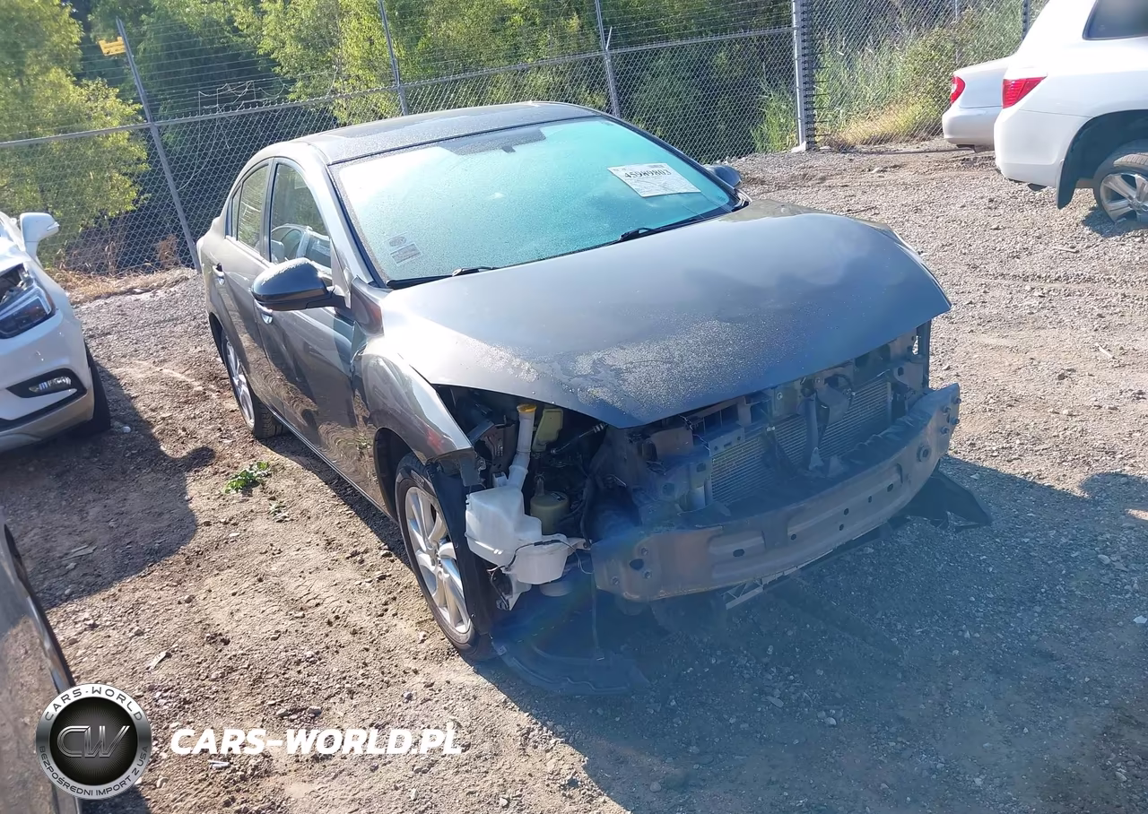 2013 Mazda Mazda3 I Grand Touring – zdjęcie 1 z 11