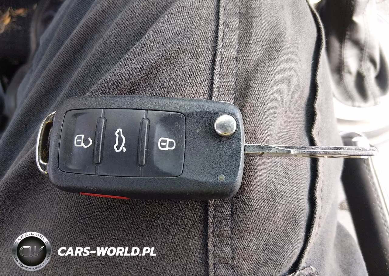 2012 Volkswagen Beetle 2.5L VIN:3VWJP7AT9CM636626 - 11