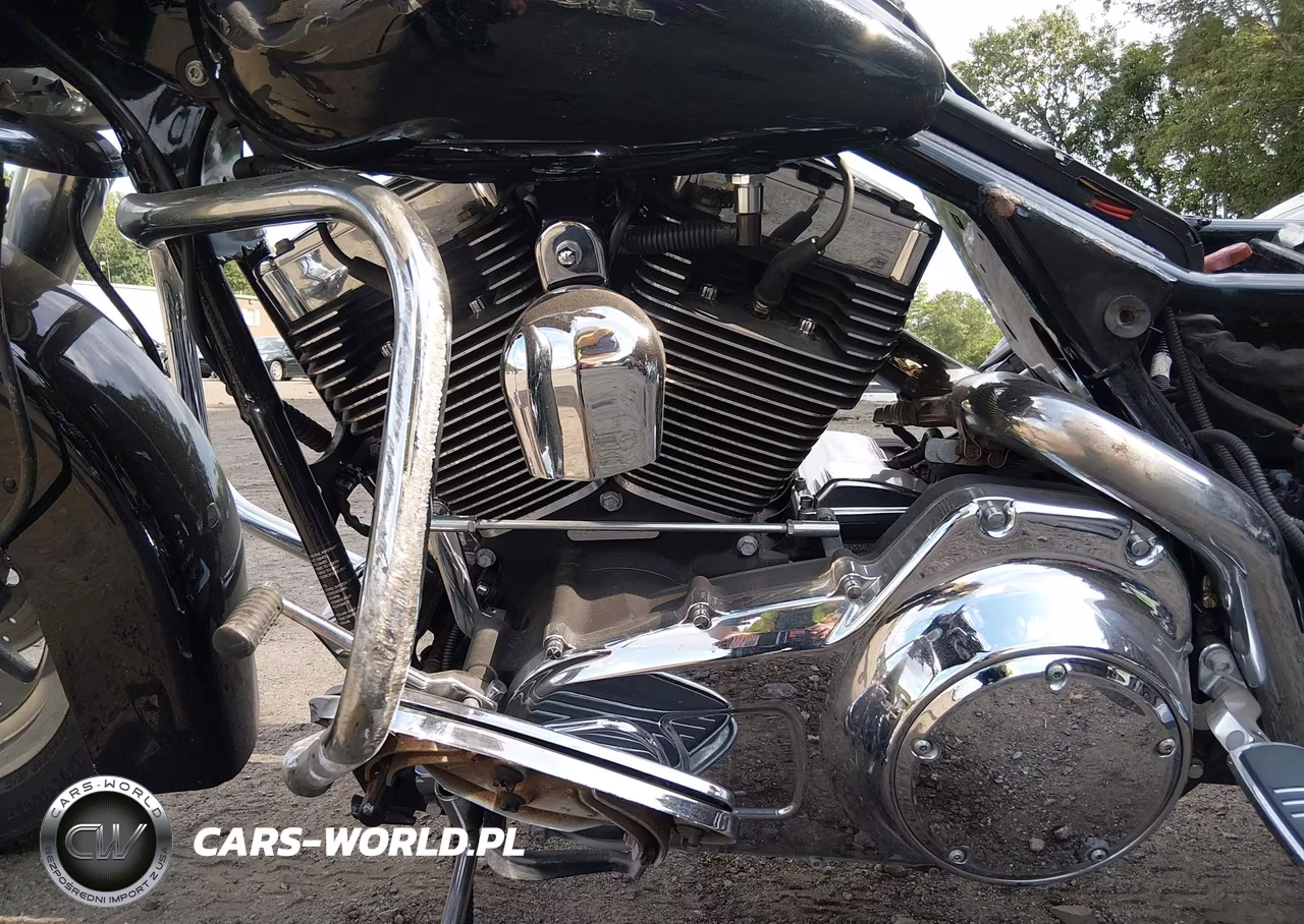 2007 Harley-Davidson Flhx VIN:1HD1KB41X7Y718551 - 9