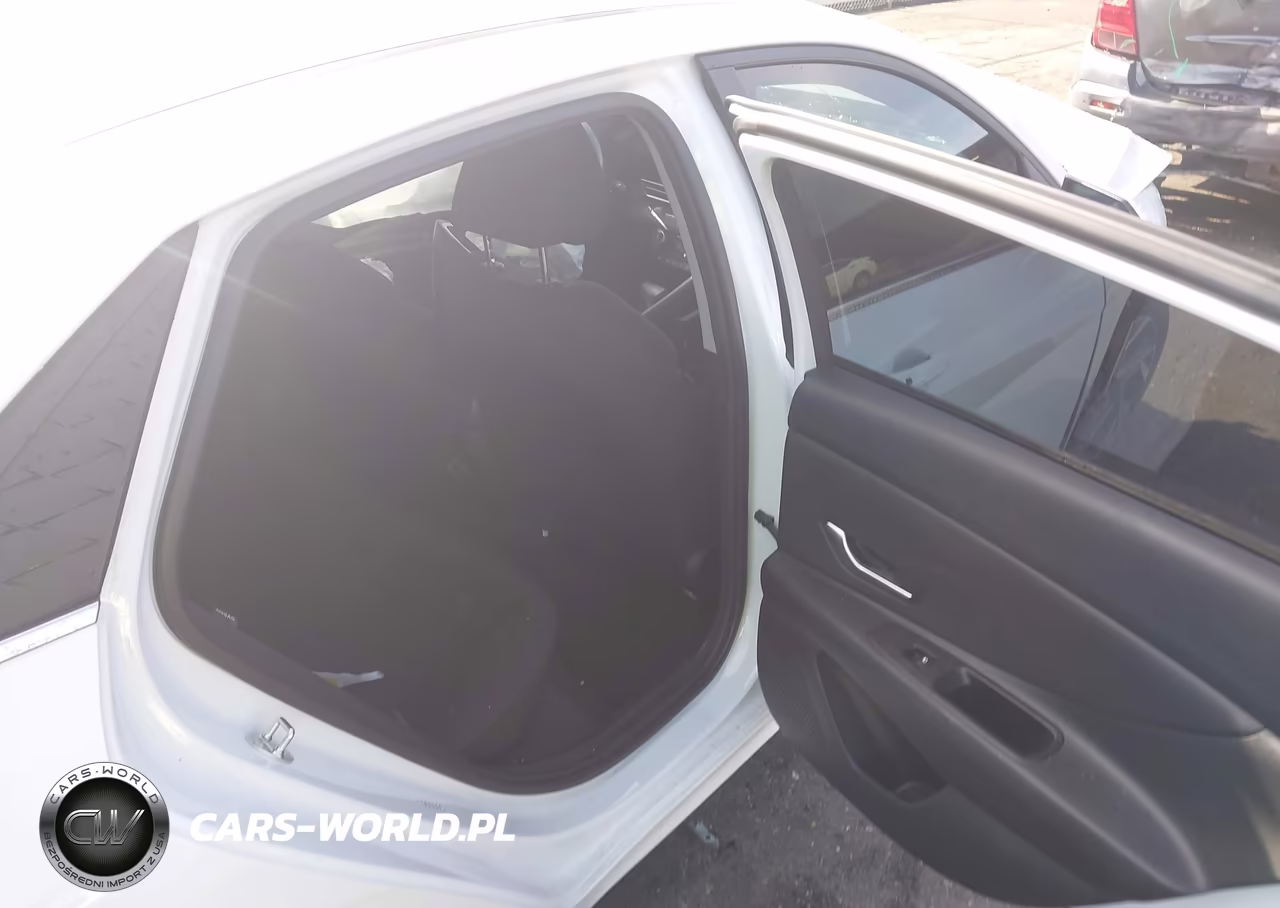 2024 Hyundai Elantra Sel VIN:KMHLS4DG7RU766296 - 8