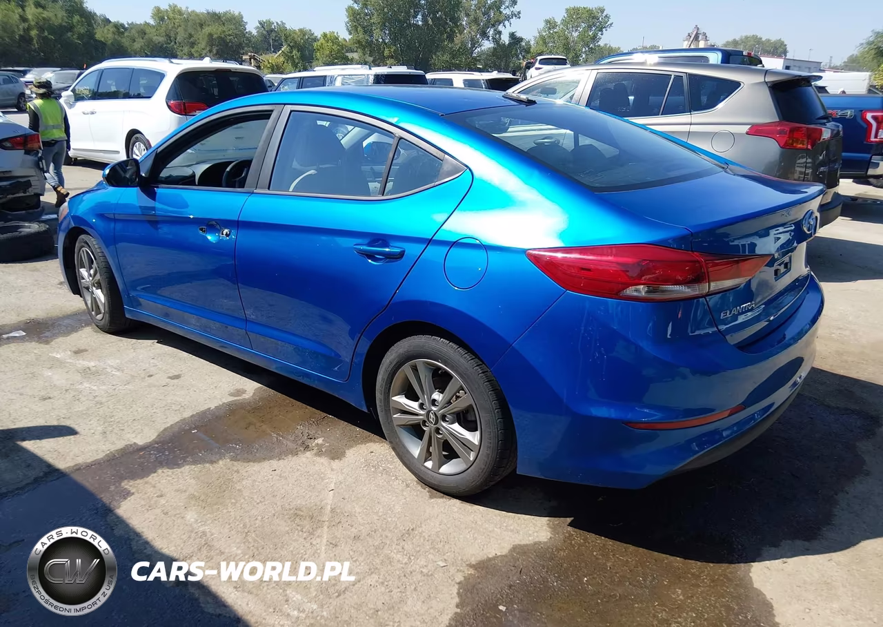 2018 Hyundai Elantra Sel VIN:5NPD84LF0JH344062 - 3