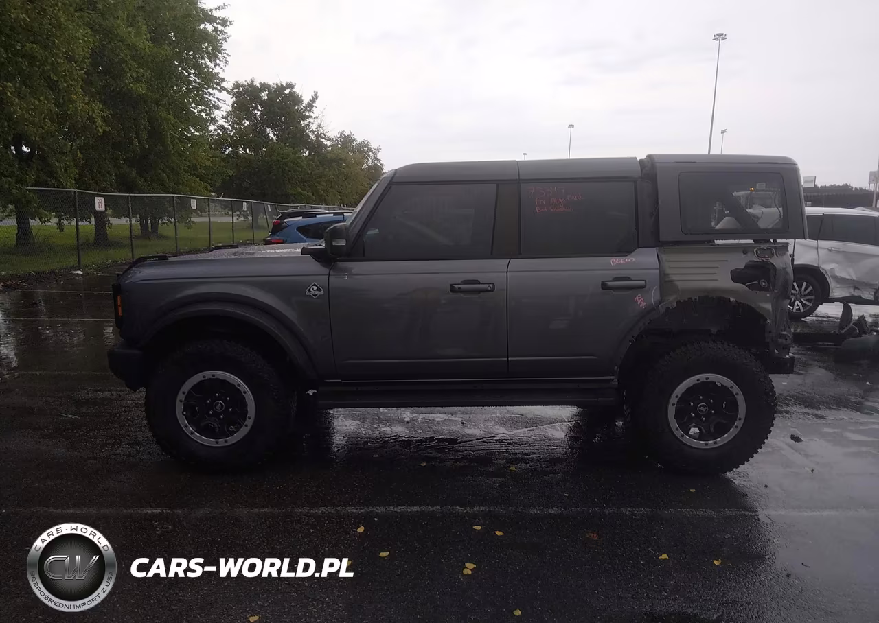 2023 Ford Bronco Outer Banks VIN:1FMEE5DP1PLB73347 - 14