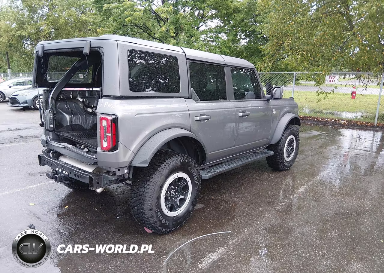 2023 Ford Bronco Outer Banks VIN:1FMEE5DP1PLB73347 - 4