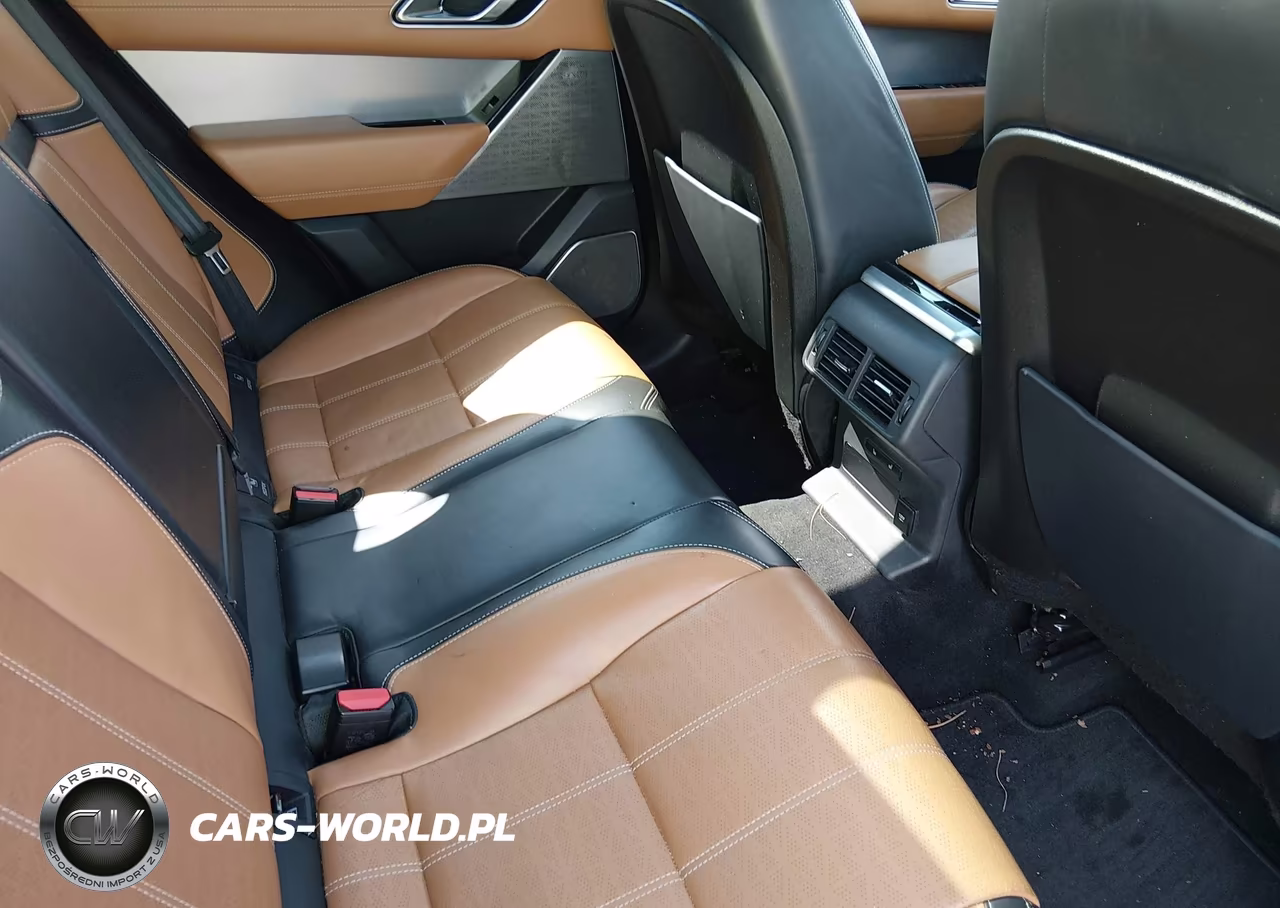 2019 Land Rover Range Rover Velar P250 R-Dynamic Se VIN:SALYL2EX2KA791245 - 8