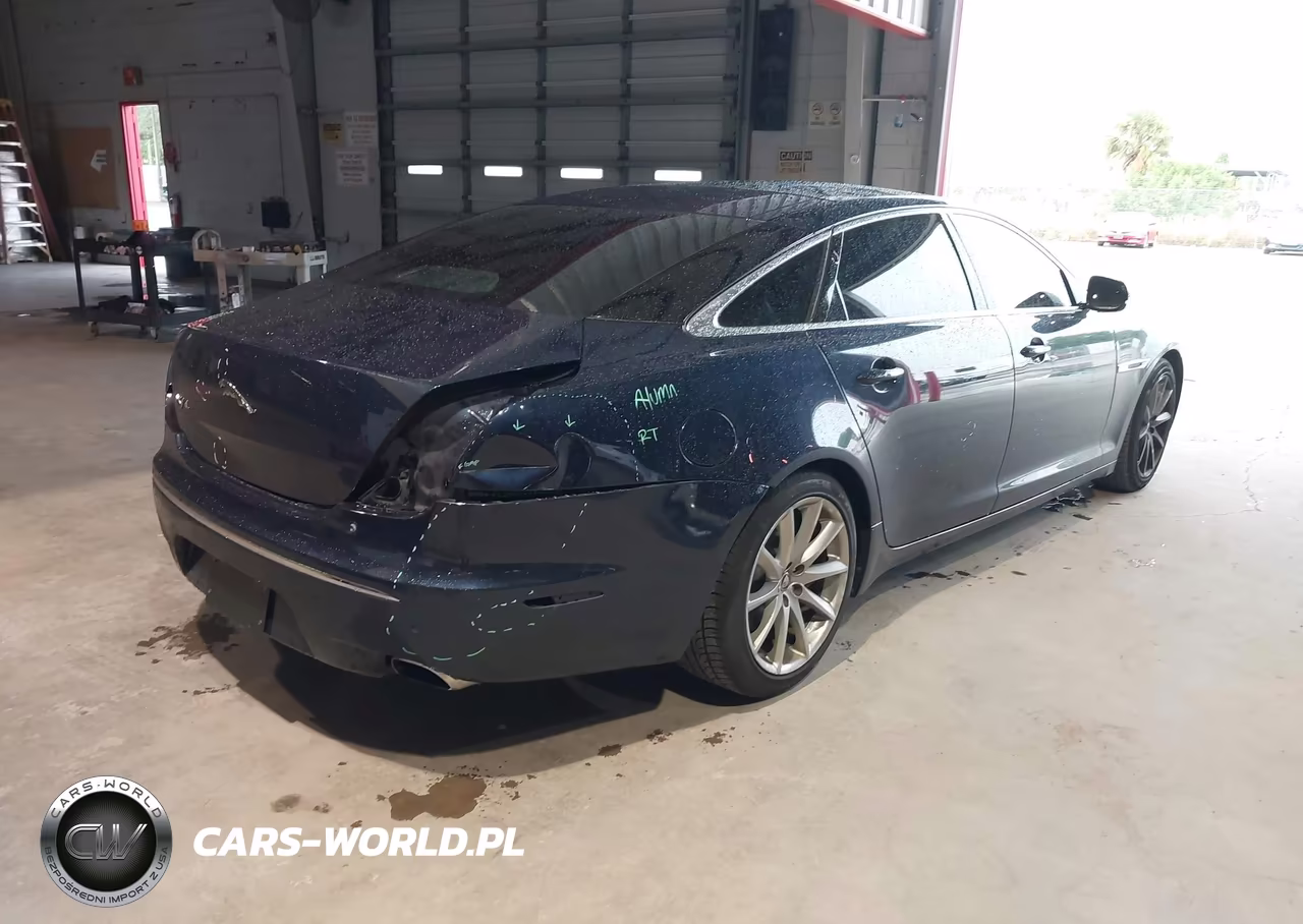 2011 Jaguar Xj Xjl VIN:SAJWA2GB6BLV13105 - 4