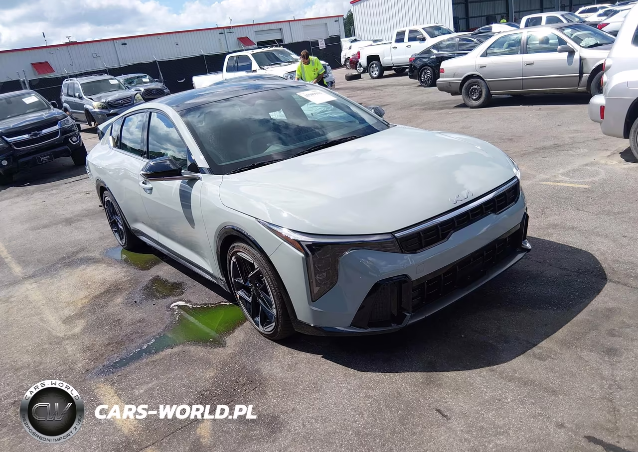 2026 Kia K4 Gt-Line