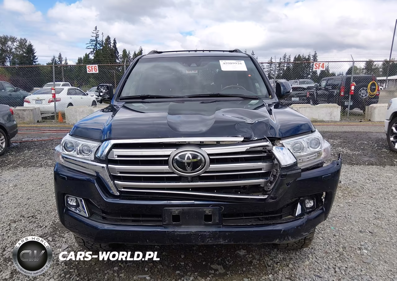 2017 Toyota Land Cruiser V8 VIN:JTMCY7AJ2H4058377 - 12