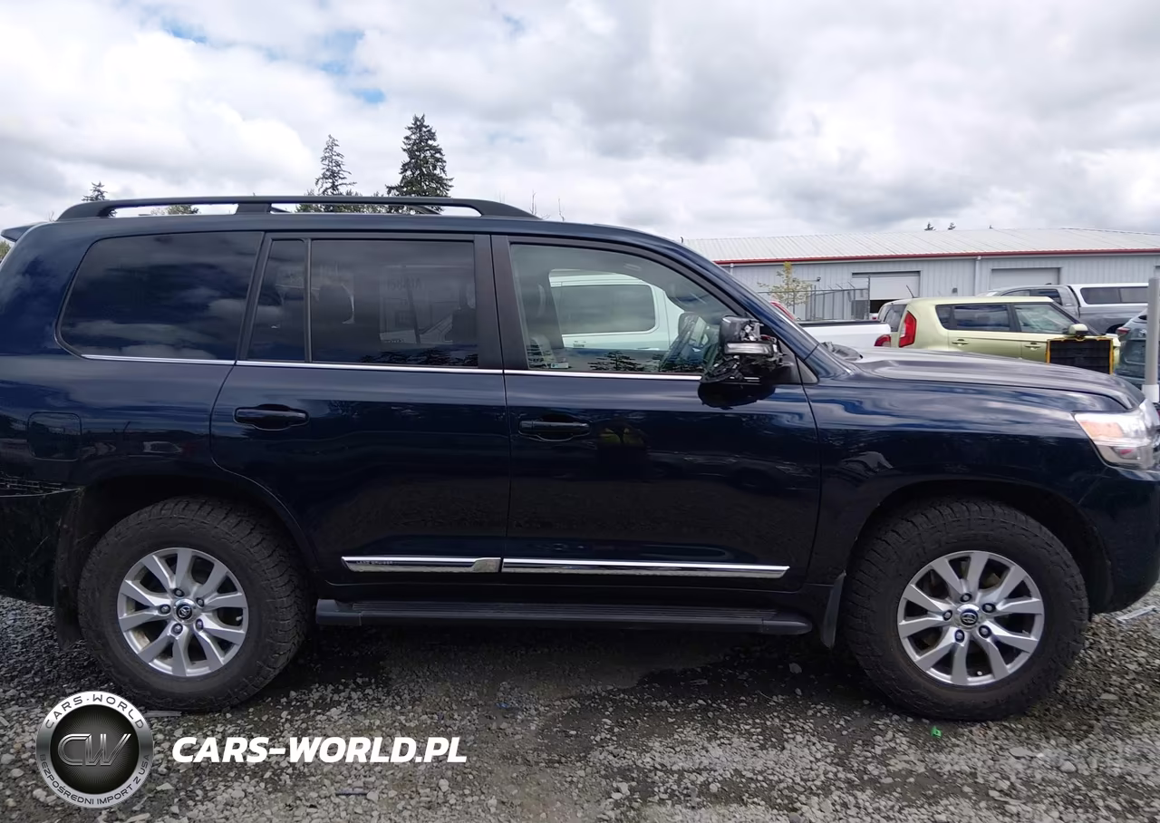 2017 Toyota Land Cruiser V8 VIN:JTMCY7AJ2H4058377 - 13