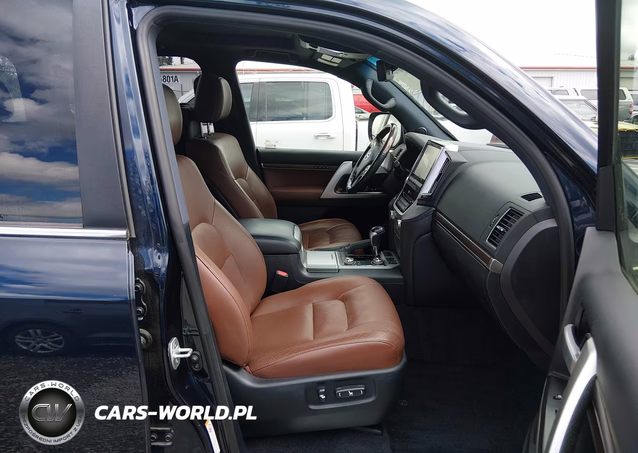 2017 Toyota Land Cruiser V8 VIN:JTMCY7AJ2H4058377 - 17