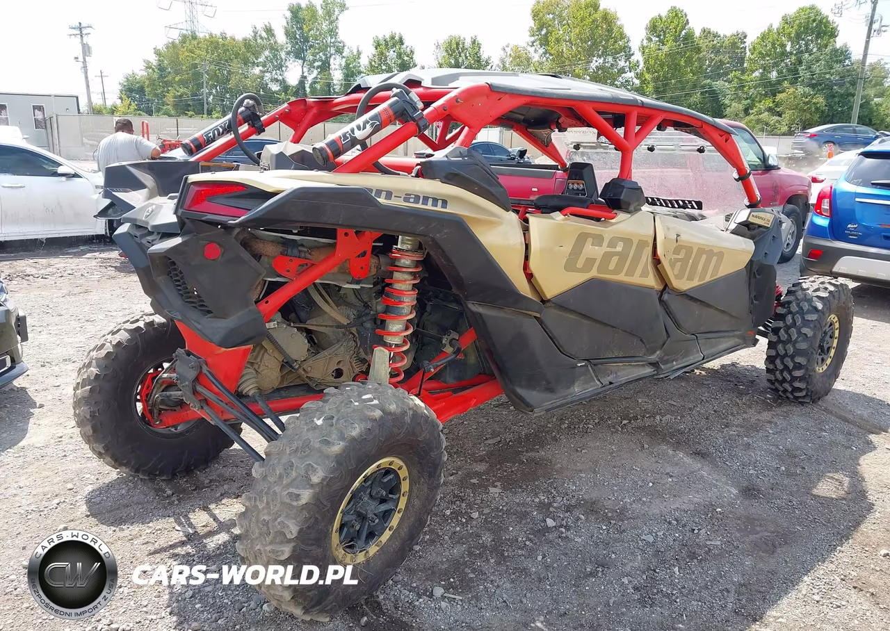 2017 Can-Am Maverick X3 Max X Rs Turbo R VIN:3JBVNAW25HK001125 - 4