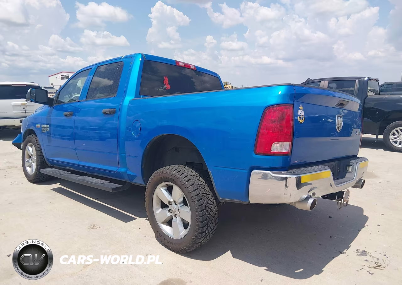 2021 Ram 1500 Classic Tradesman 4X4 5'7 Box VIN:3C6RR7KT6MG709960 - 3