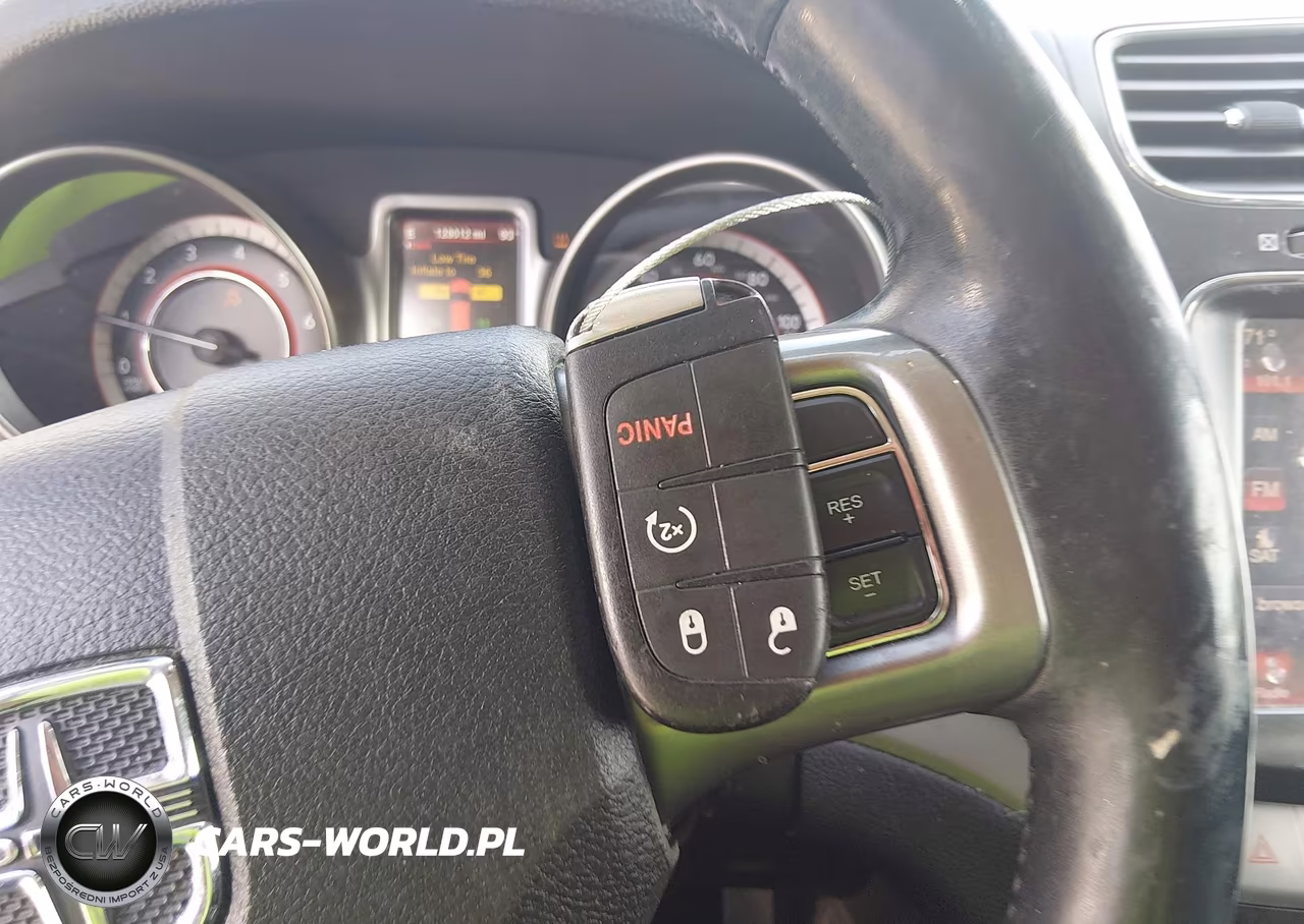 2015 Dodge Journey Crossroad VIN:3C4PDCGB8FT674114 - 11