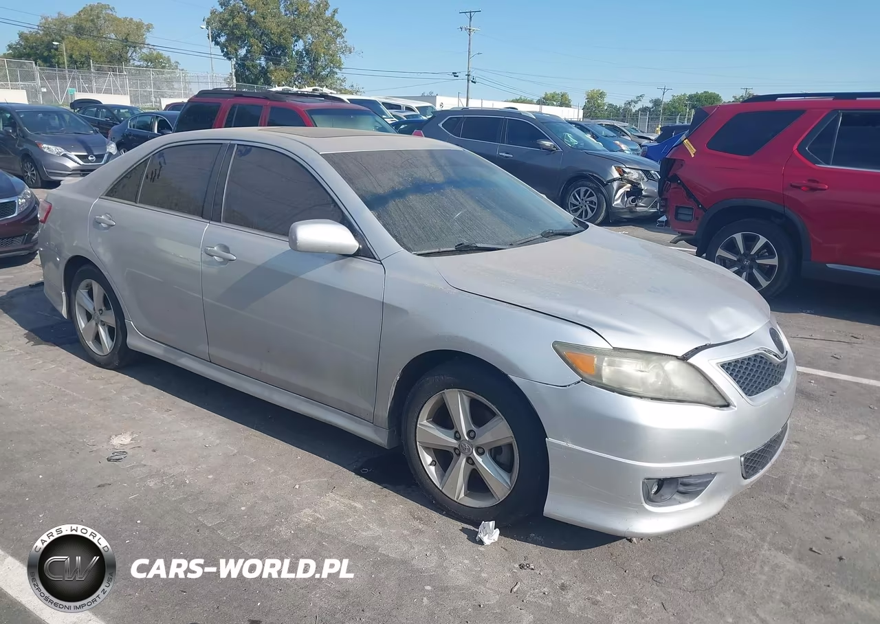 2011 Toyota Camry Se – zdjęcie 1 z 11