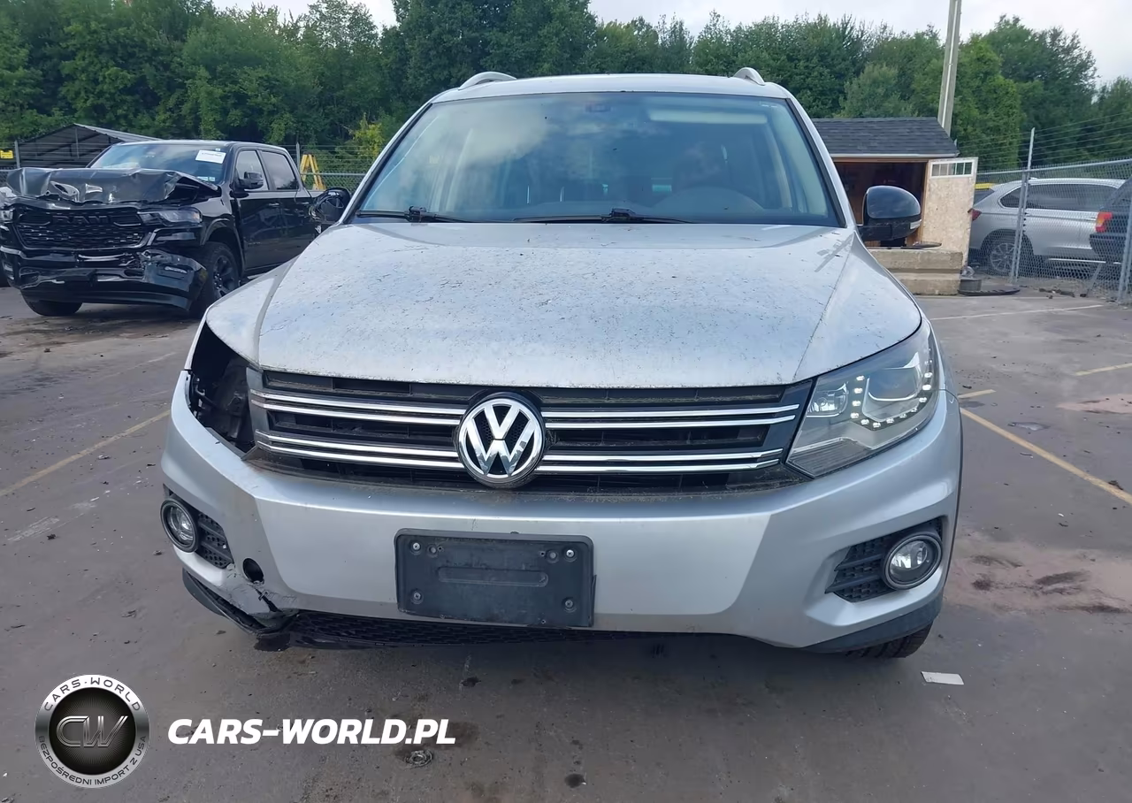 2017 Volkswagen Tiguan 2.0T Sport VIN:WVGUV7AX7HW507635 - 12