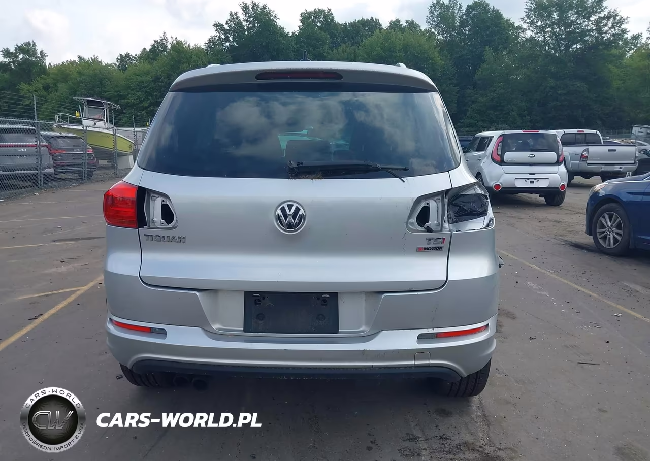 2017 Volkswagen Tiguan 2.0T Sport VIN:WVGUV7AX7HW507635 - 16