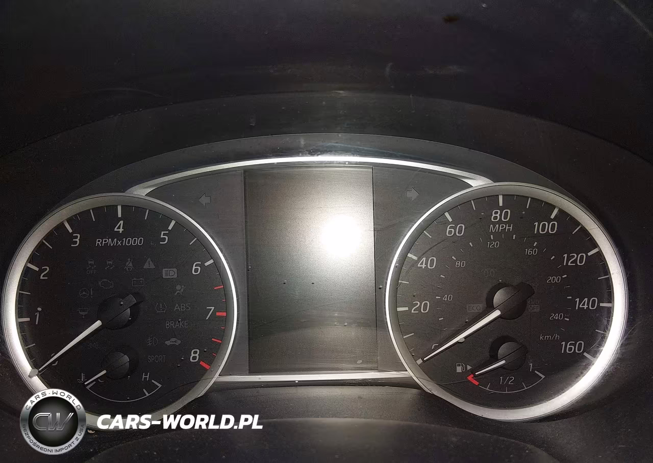 2018 Nissan Sentra S VIN:3N1AB7AP0JY328449 - 7