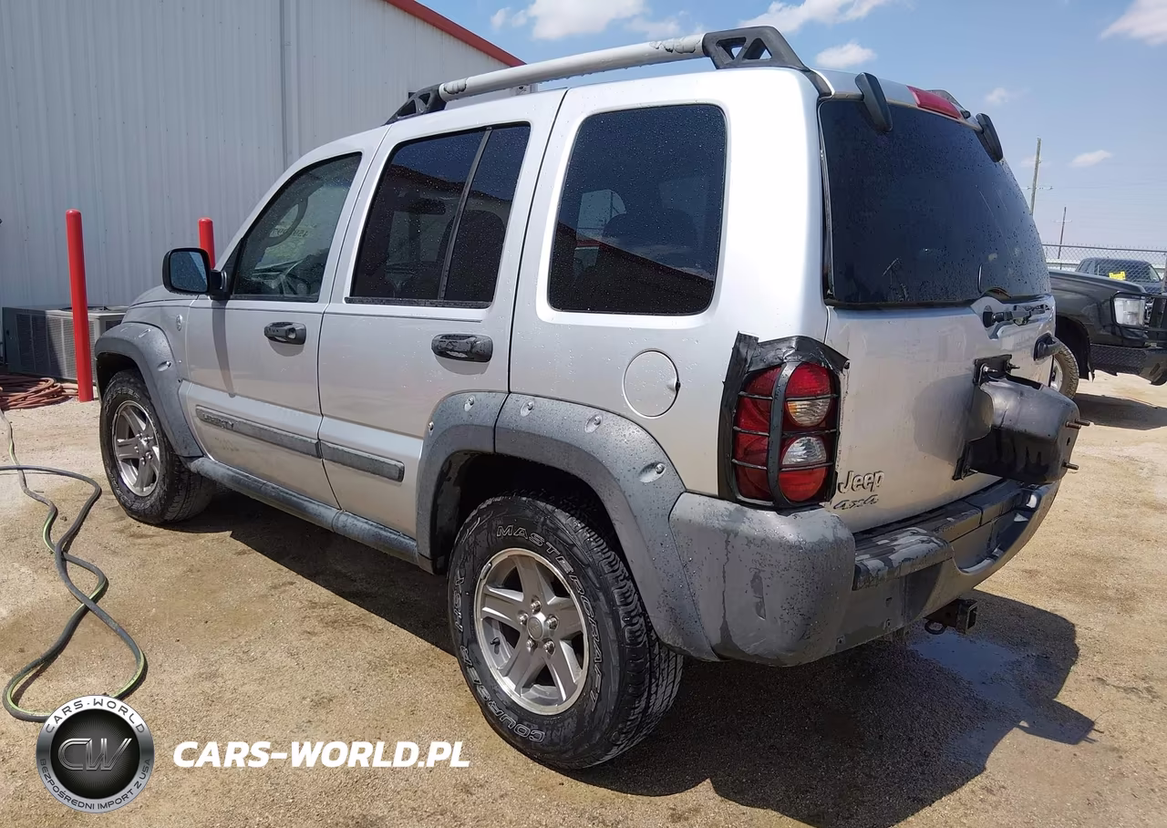 2005 Jeep Liberty Renegade VIN:1J4GL38K85W629369 - 3
