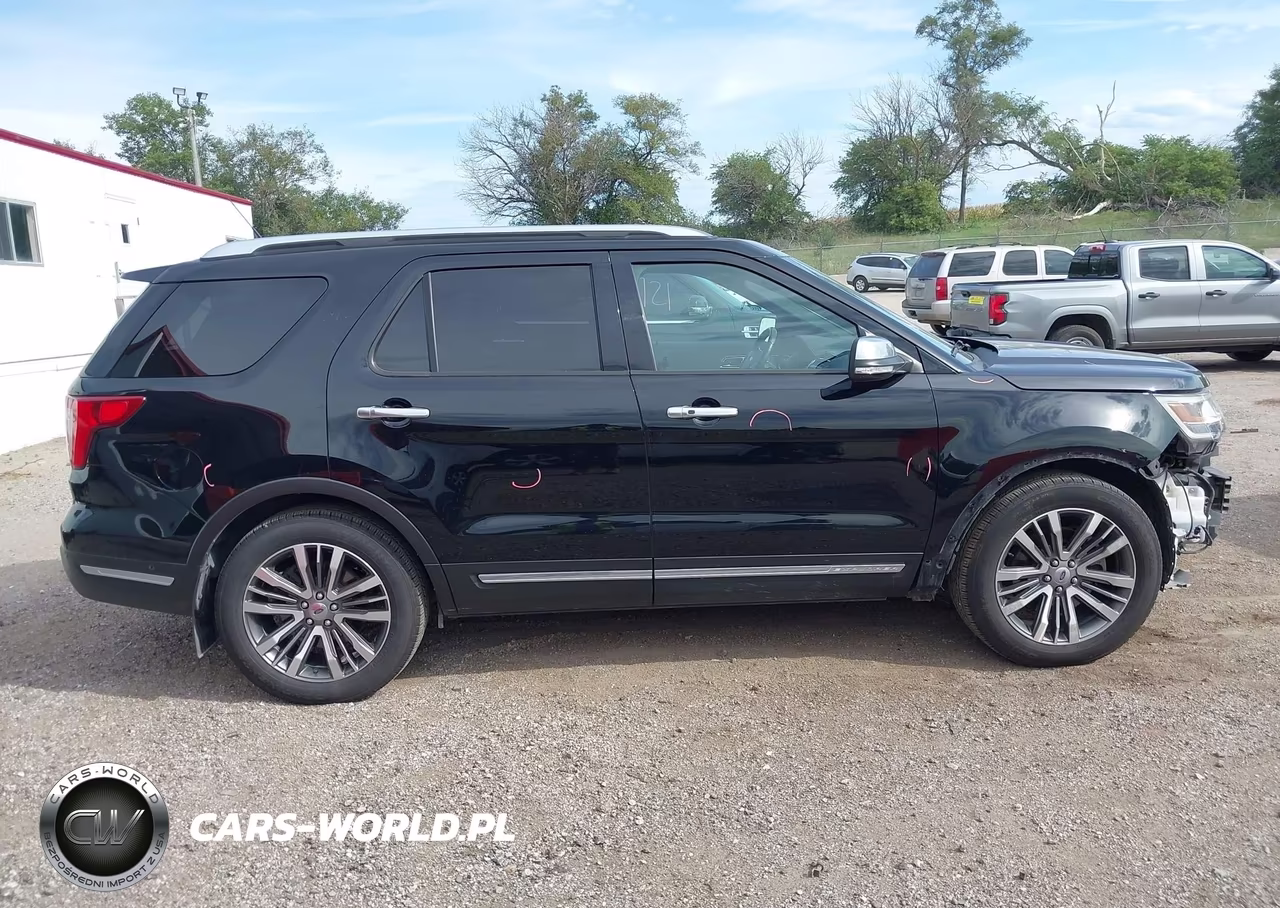 2018 Ford Explorer Platinum VIN:1FM5K8HT5JGA80476 - 14