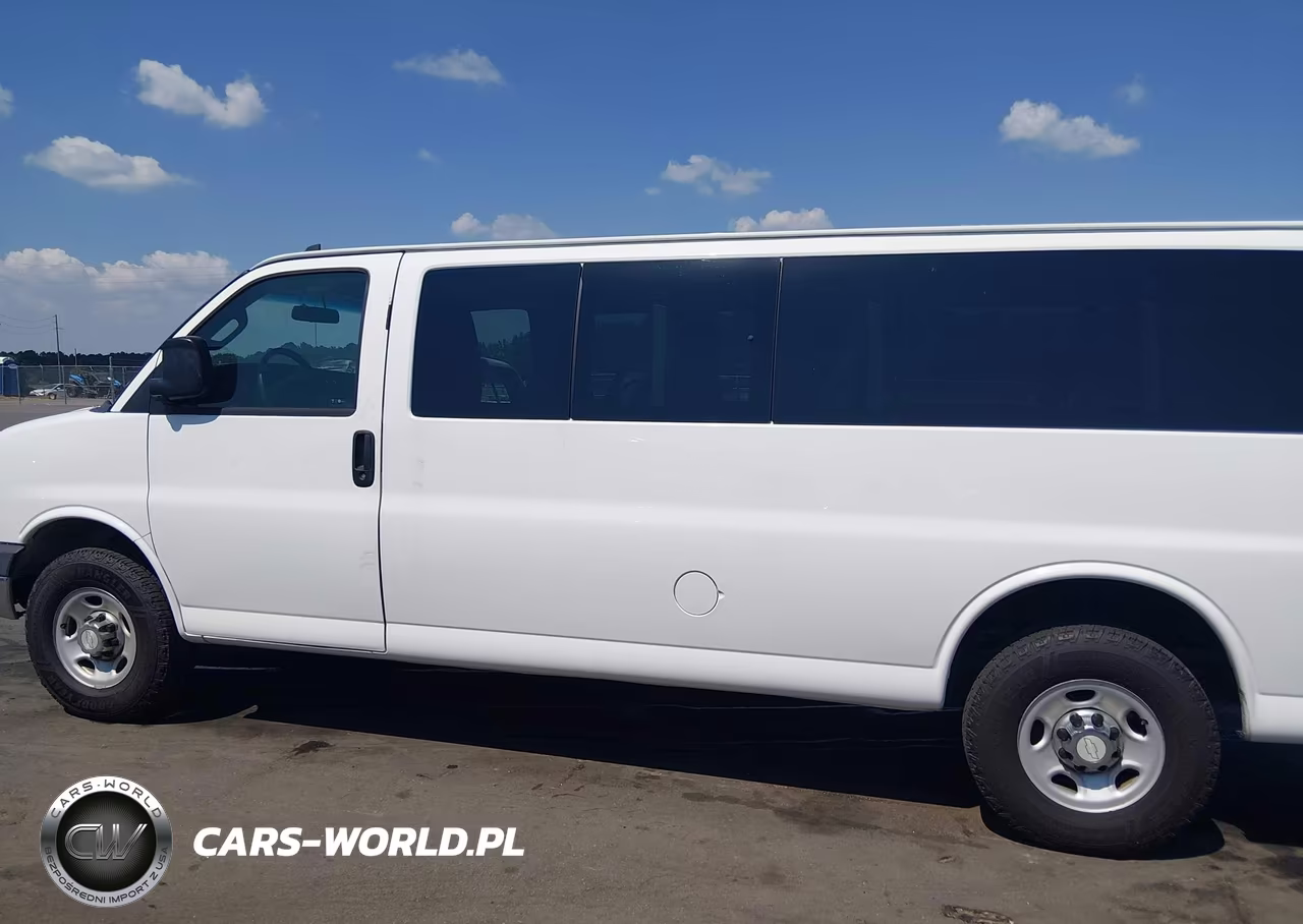 2016 Chevrolet Express 3500 Lt VIN:1GAZGPFF4G1302492 - 14