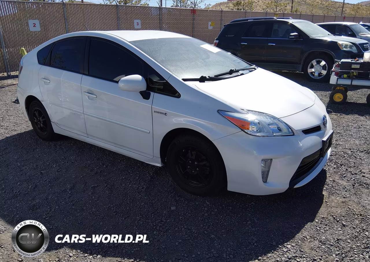 2013 Toyota Prius Three