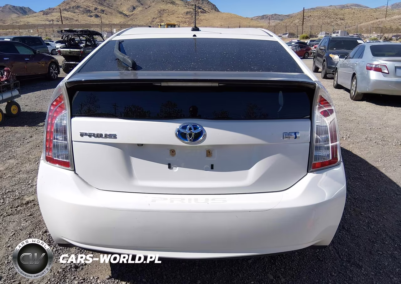 2013 Toyota Prius Three VIN:JTDKN3DU4D5698243 - 16