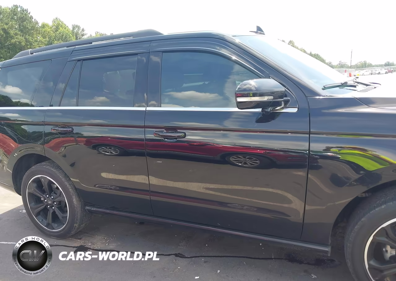2023 Ford Expedition Limited VIN:1FMJU2A83PEA37075 - 13